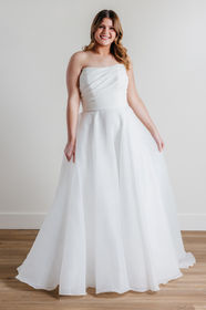 Plus-Size Wedding Dresses Charlotte | Sizes 0-32 | J. Major's Plus-Size Wedding Dresses Charlotte | Sizes 0-32 | J. Major's