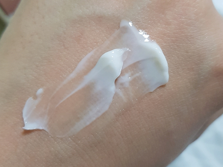 Thumbnail: innisfree Soybean Energy Neck CreamEX