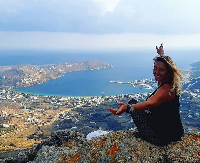 The best view in town. #travelling #sailingaroundtheworld #greece #explore #fun #nature #k