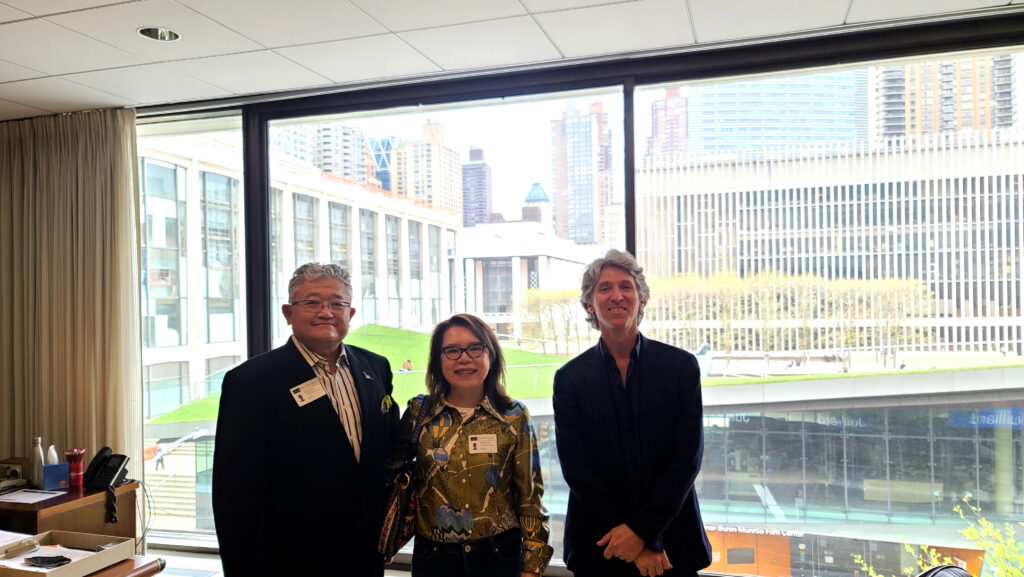 Richard and Michelle Chen, and Damian Woetzel (president of The Juilliard School)