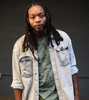 Oliver Burns IV Headshot.JPG