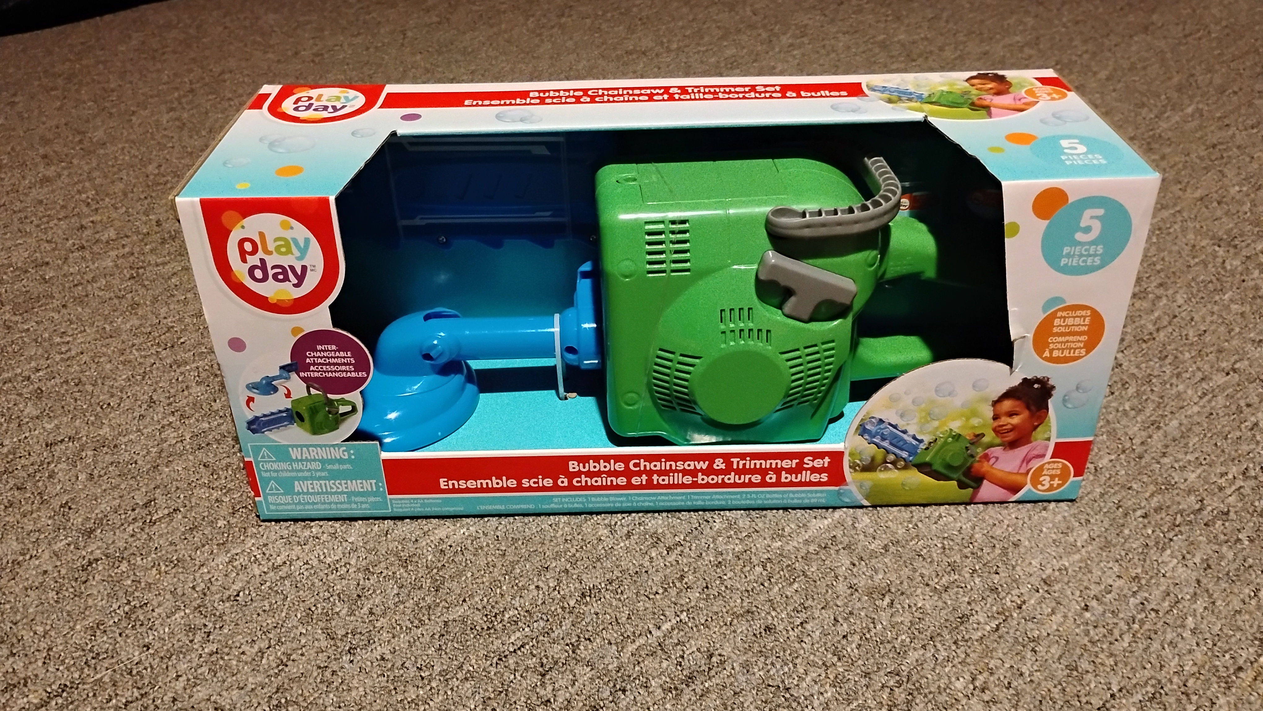 CHAIN SAW BUBBLE TOY