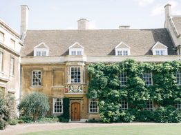 Real Wedding: A Cambridge Love Story – When two students fell in love...