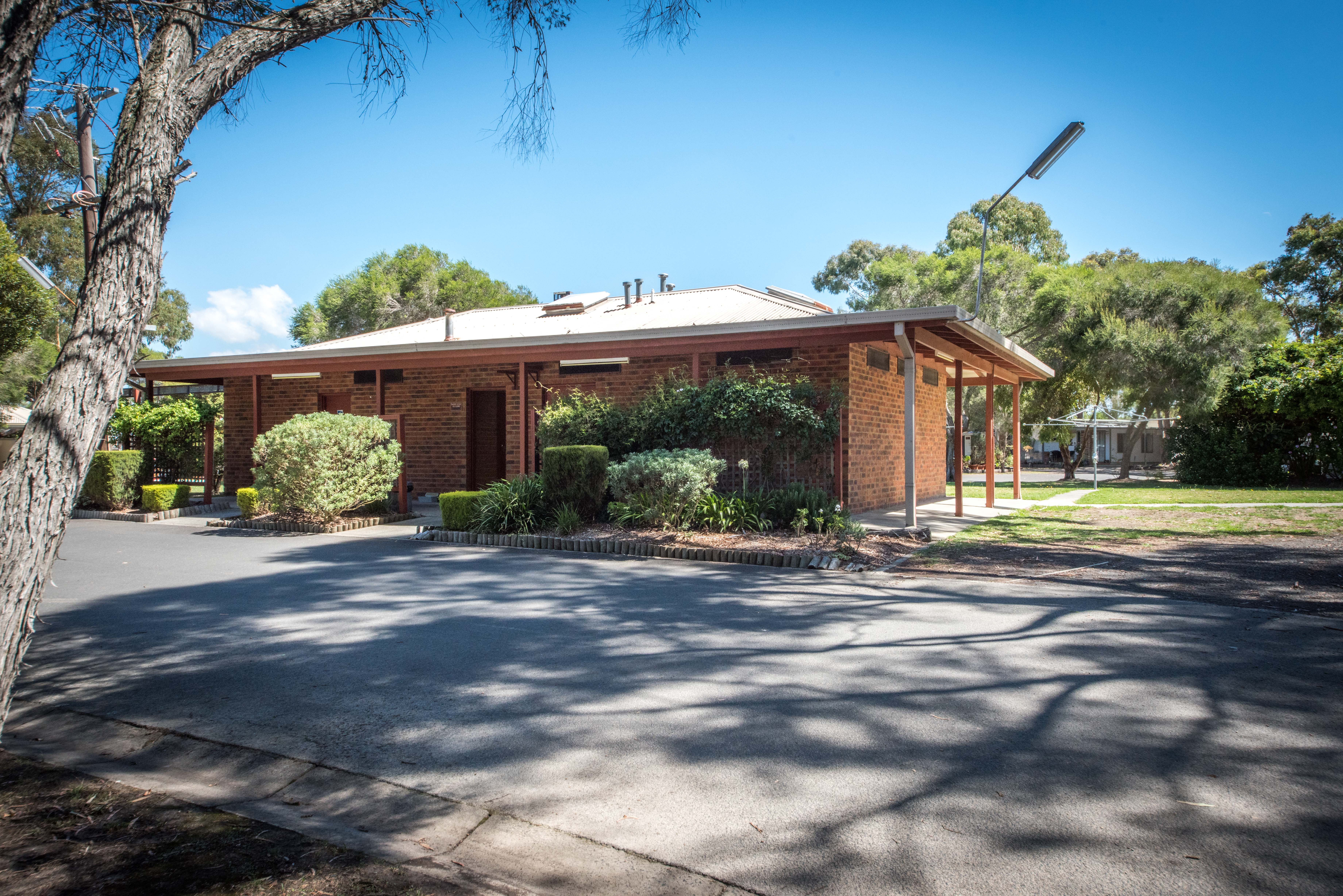 Pakenham Caravan park, Pakenham