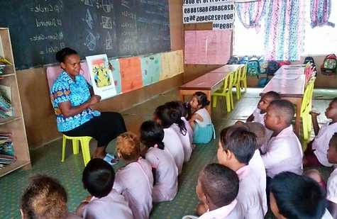 Selina delivering a lesson, NHA, SI
