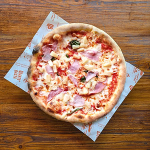 HAWAIIAN PIZZA