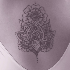 henna 3.PNG