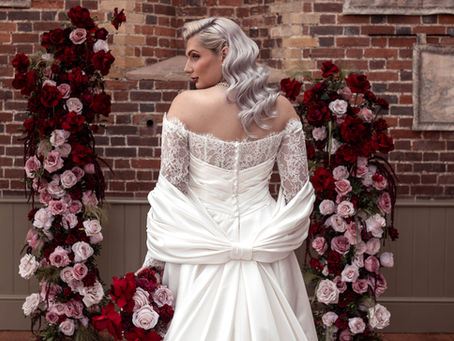Bold Red Wedding Inspiration at Offley Place, Hertfordshire | Stylish UK Wedding Ideas