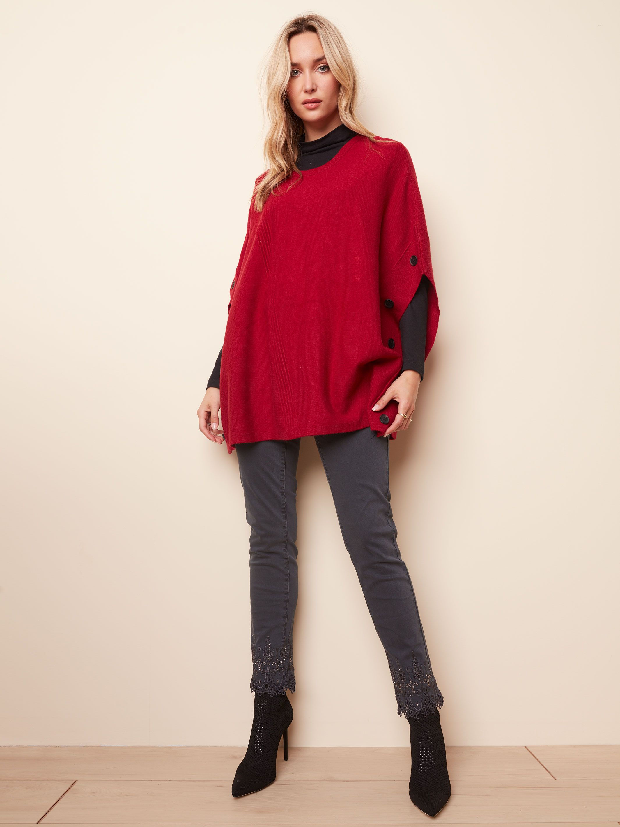 Puncho boutons one size