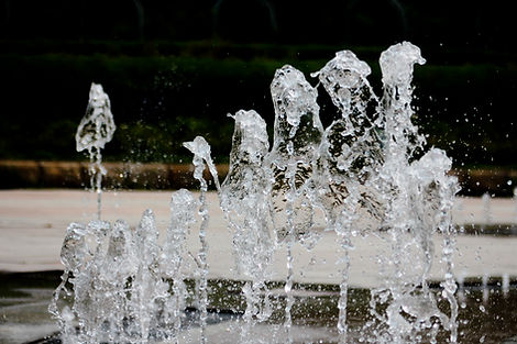 fountain-with-jets.jpg