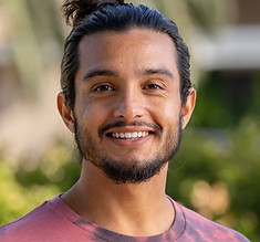 Austin Williams Headshot.jpg