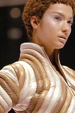 Alexander McQueen FW2004