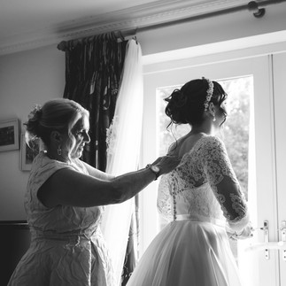 Bride and mother of bride morning of the wedding 