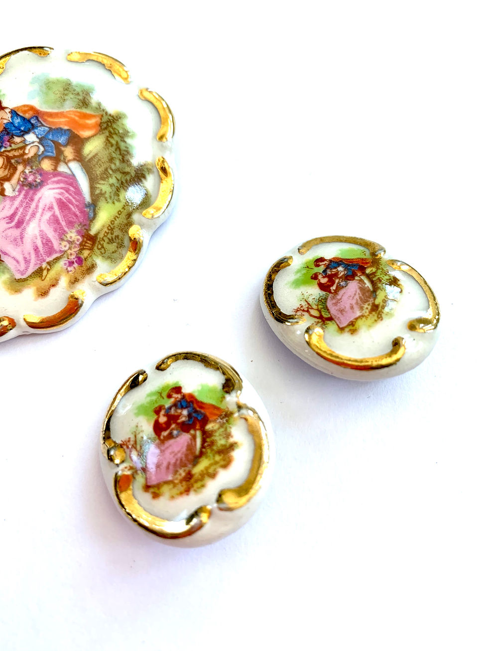 Thumbnail: 1960's "Lovers" Porcelain Brooch and Clip Earring Set