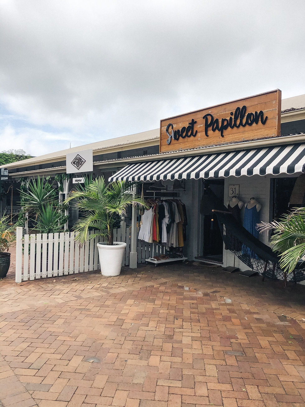 Strolling around Byron Bay