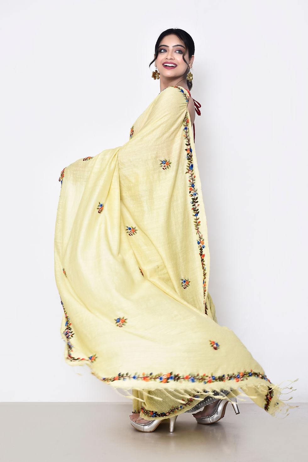 Thumbnail: Matka Saree with hand Embroidery