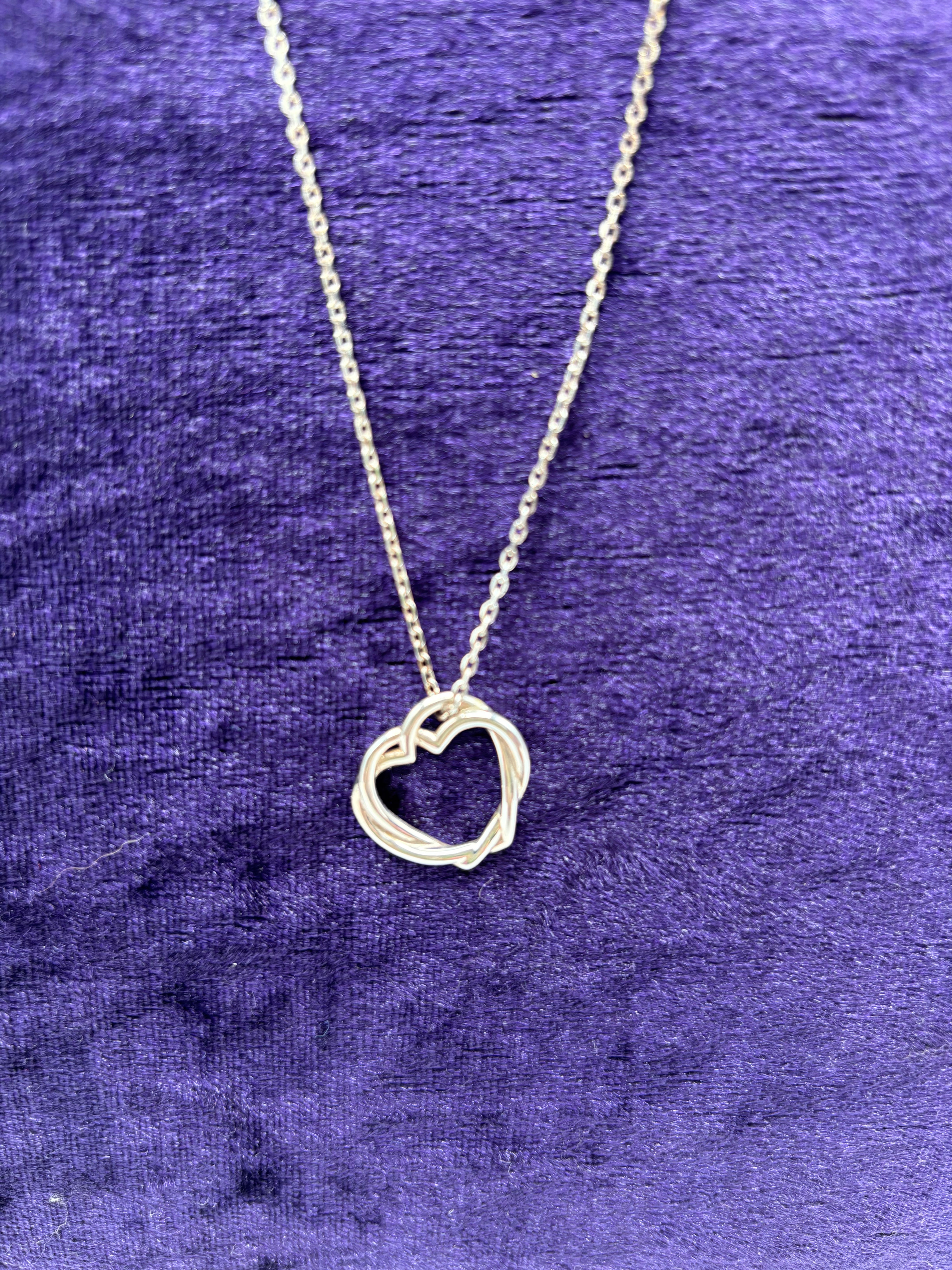 Links of London Silver 925 Floating Heart Penadant on a 925 Silver chain