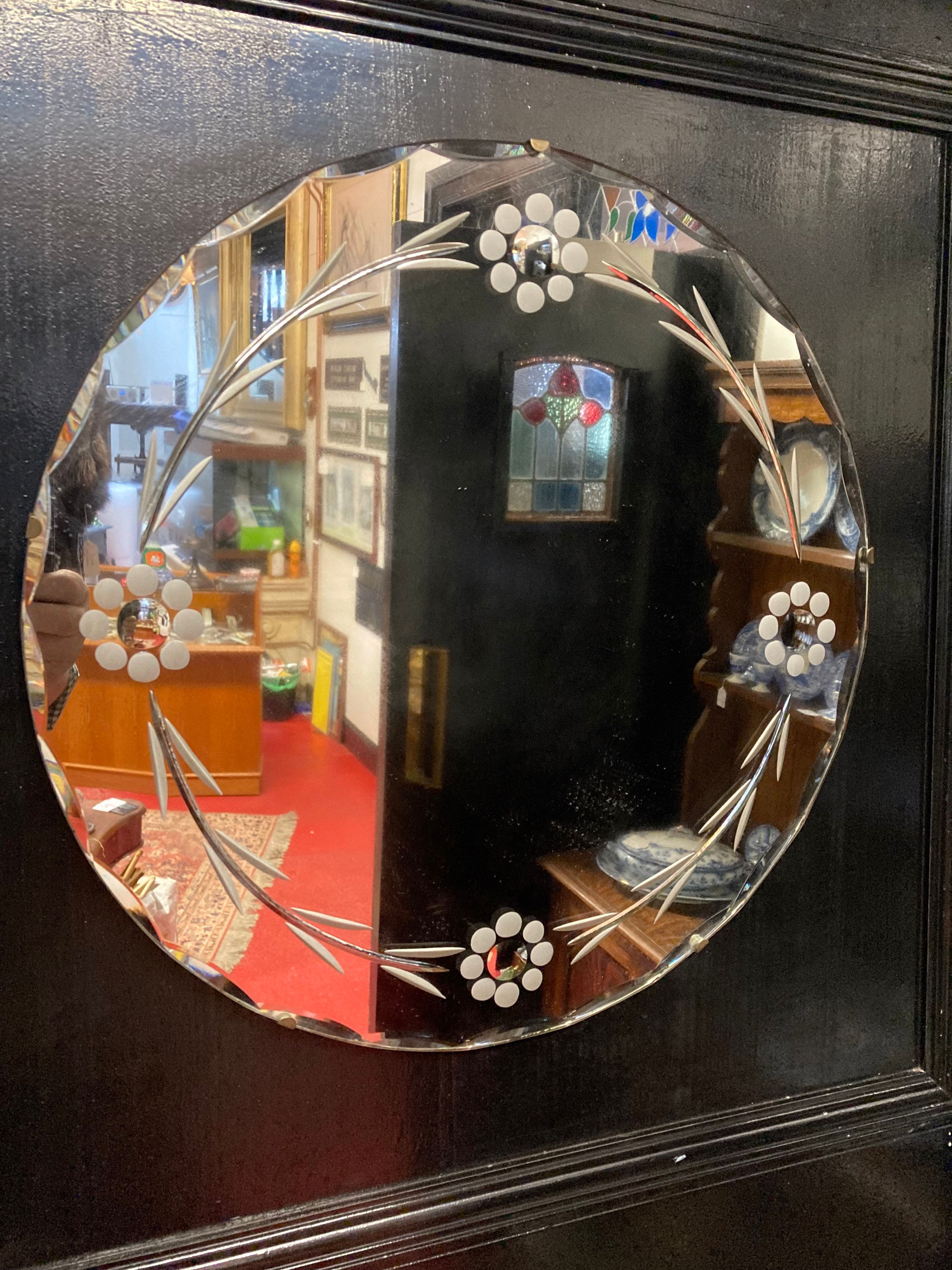 1930’s Plate Glass Mirror Presented in lovely condition.