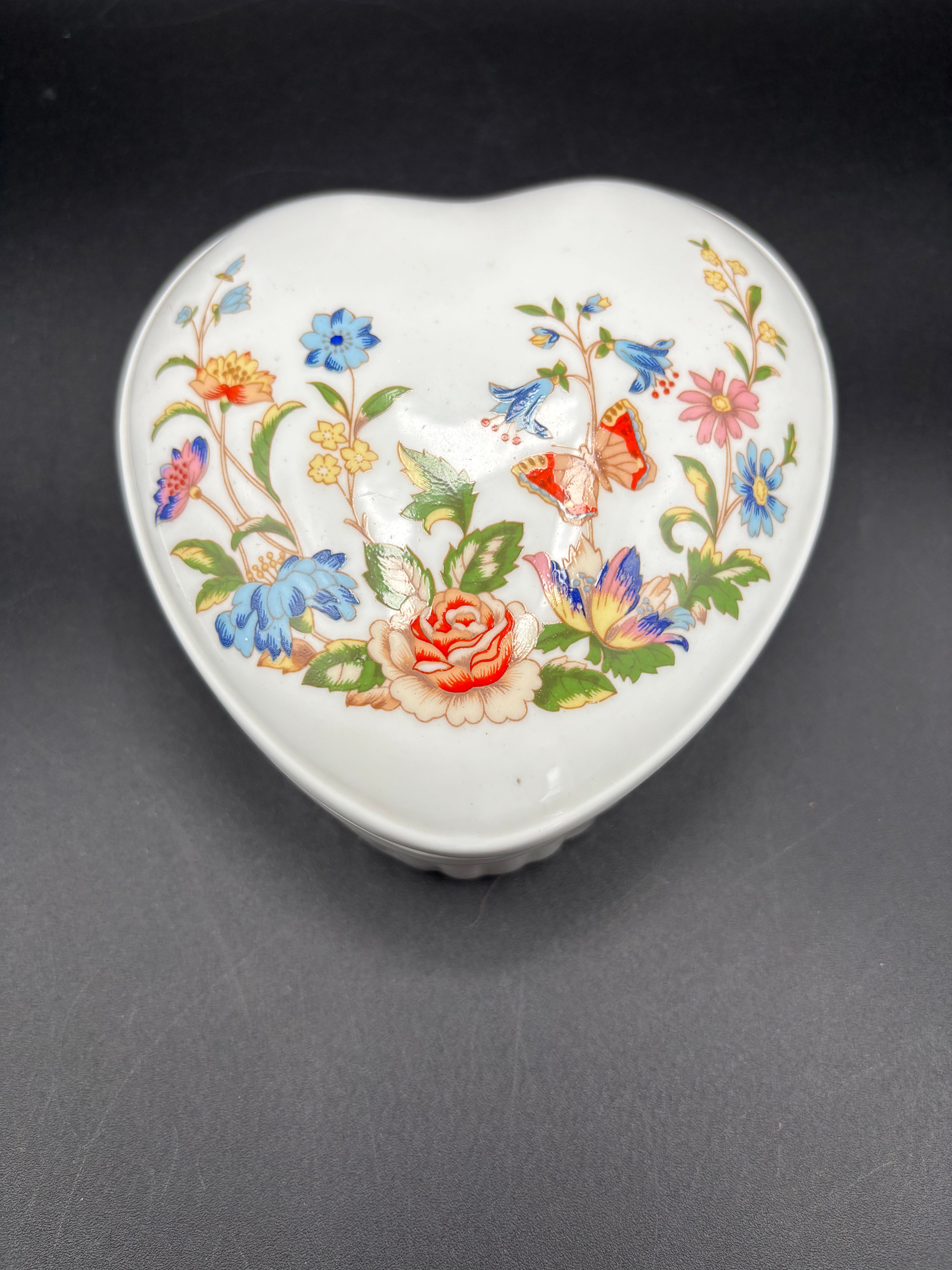 Aynsley Cottage Garden Lidded Heart Shaped Trinket Dish