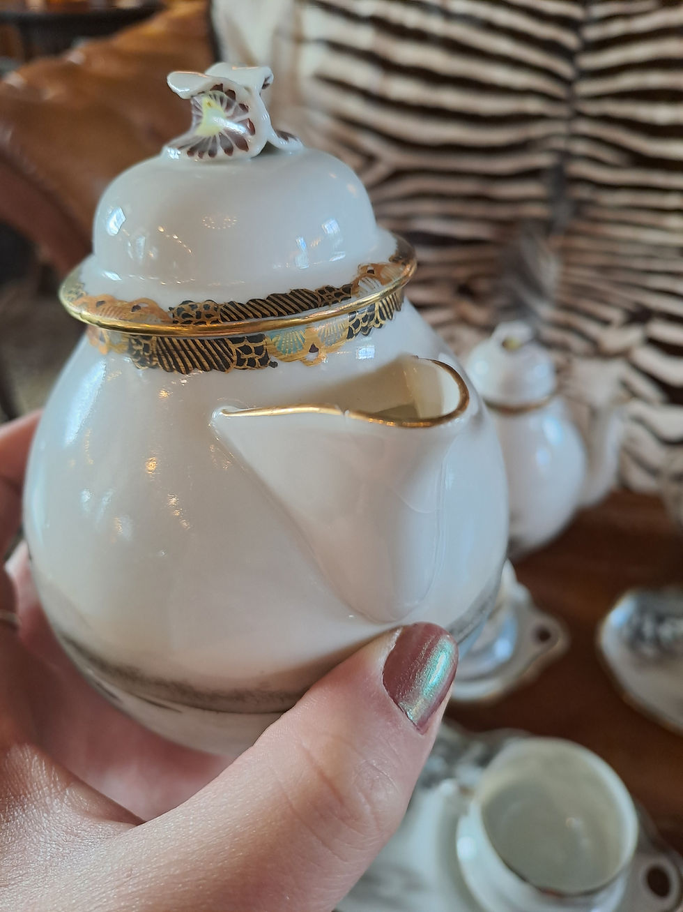 Thumbnail: 15 Piece Japanese Kutani Tashiro Egg Shell Porcelain Tea Set