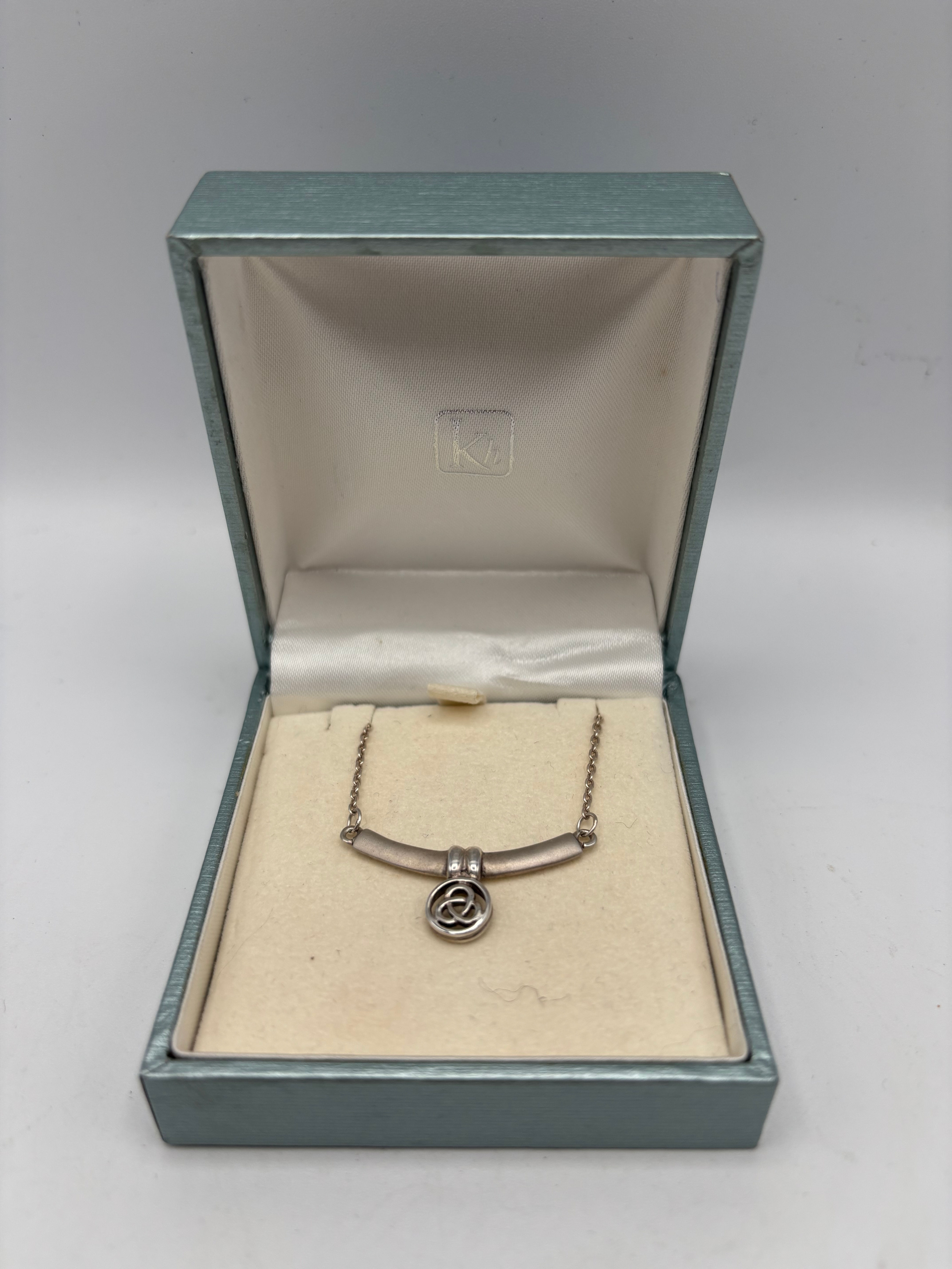 Kit Heath Silver 925 Celtic Pendant  on an extendable chain 