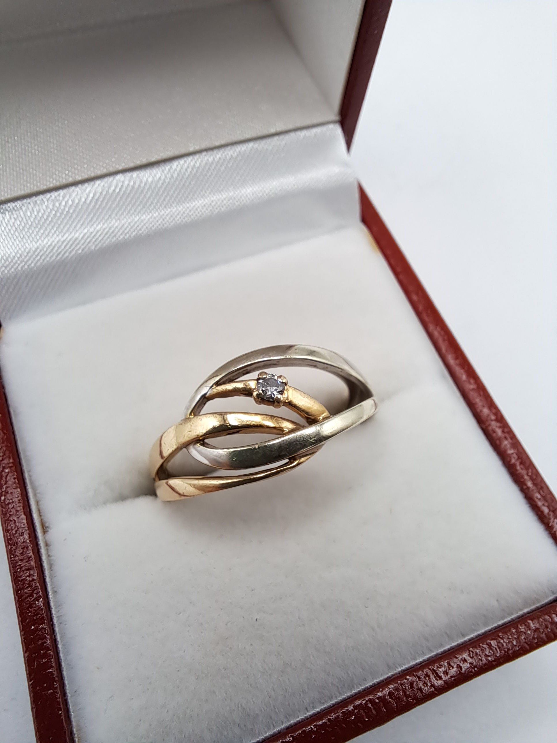 9ct Yellow & White Gold Diamond Ring