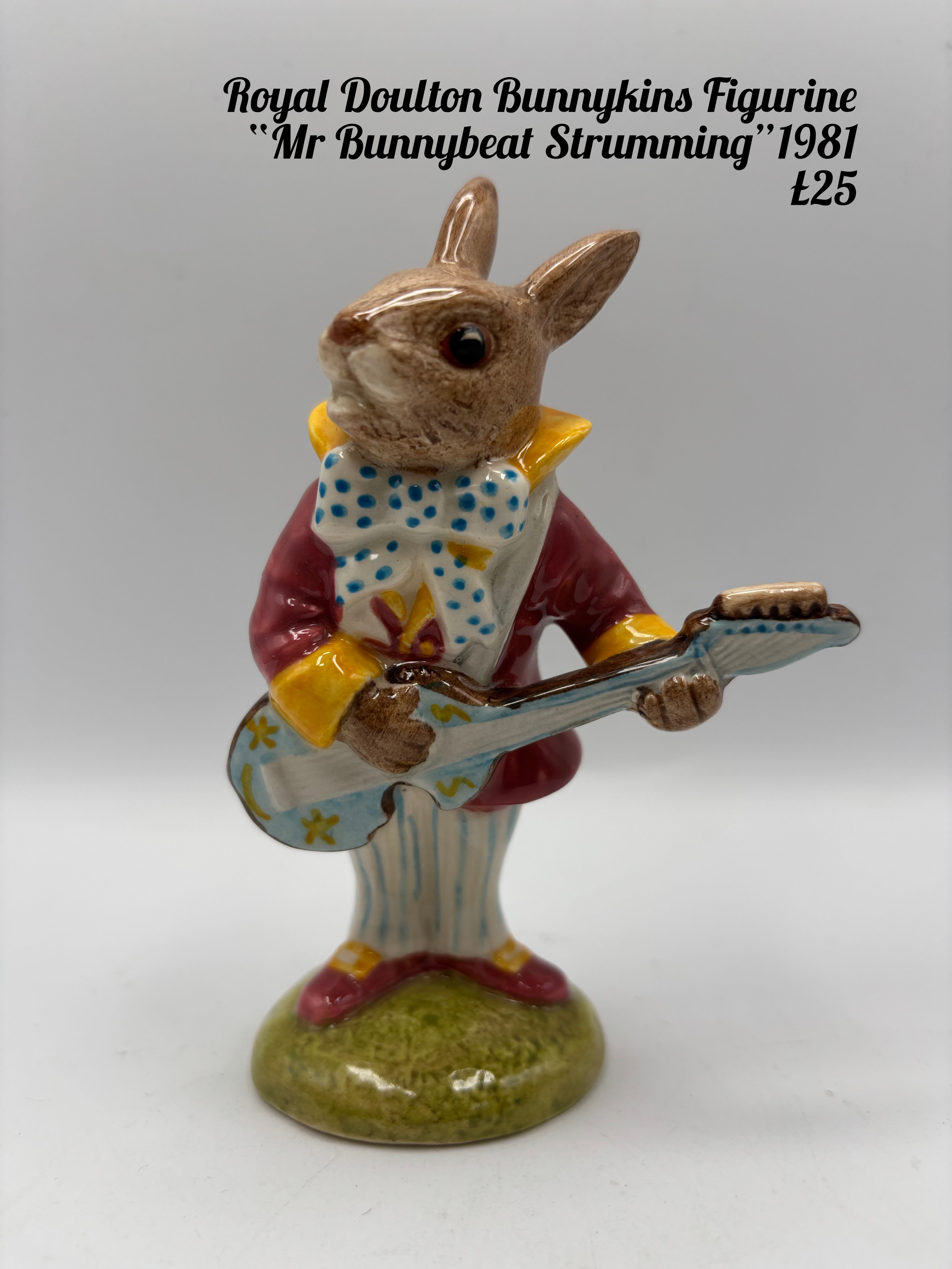 Royal Doulton Bunnykins Figurine “Mr Bunnybeat Strumming”1981