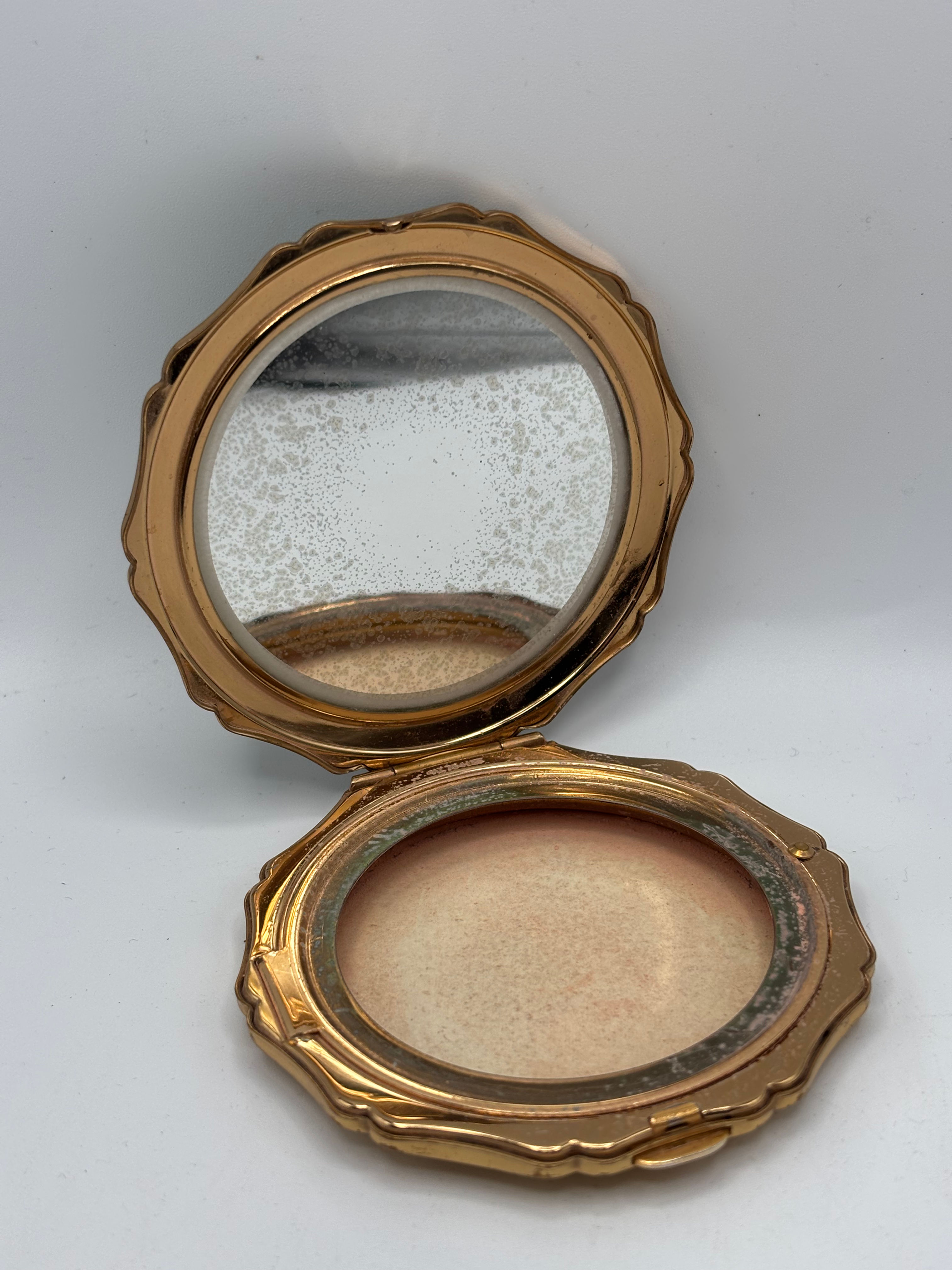 Vintage Stratton Powder Compact Some foxing on mirror - see photos