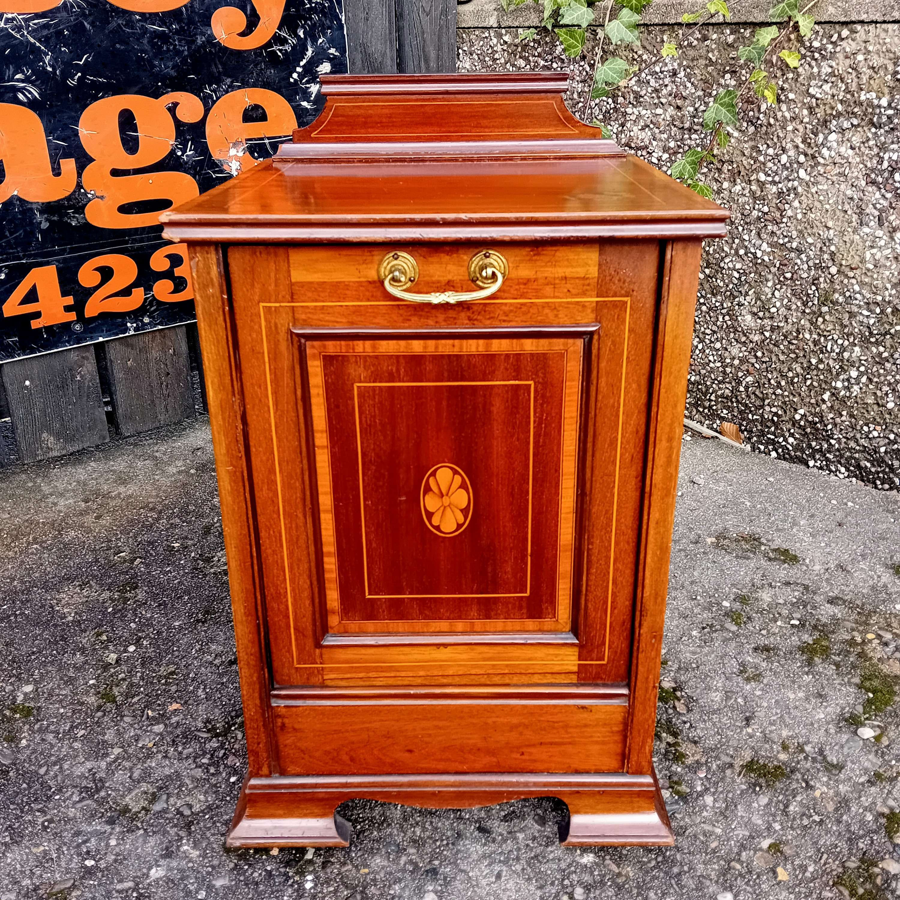 Coal Scuttle Purdonium Edwardian Mahogany Marquetry