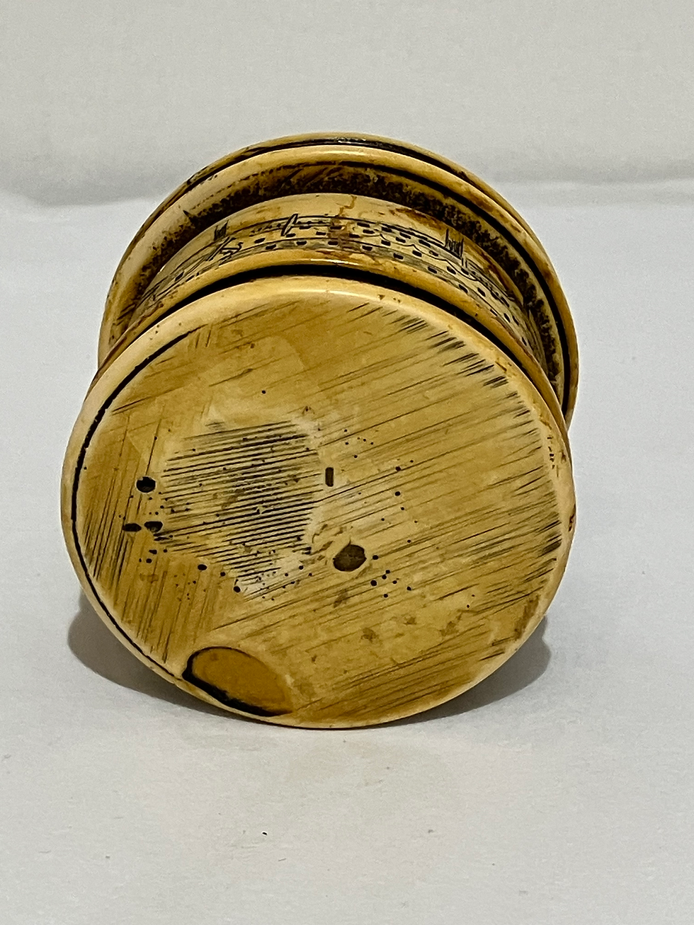 Thumbnail: Small Replica Scrimshaw Snuff Box Commemorating the Battle of Trafalgar 1805