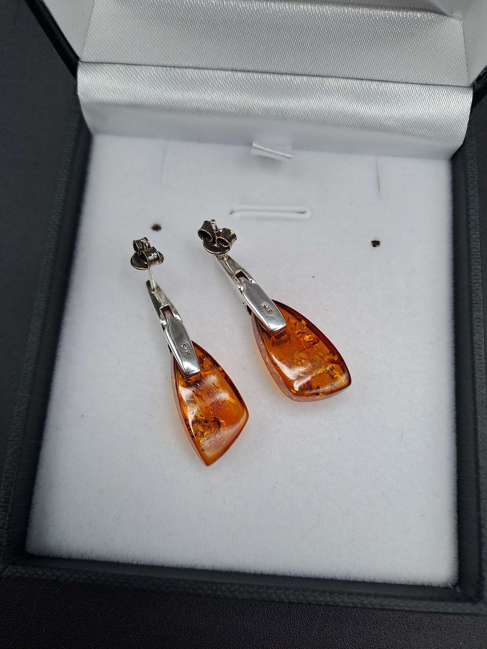 Thumbnail: Vintage Pair of 925 Silver Amber Earrings