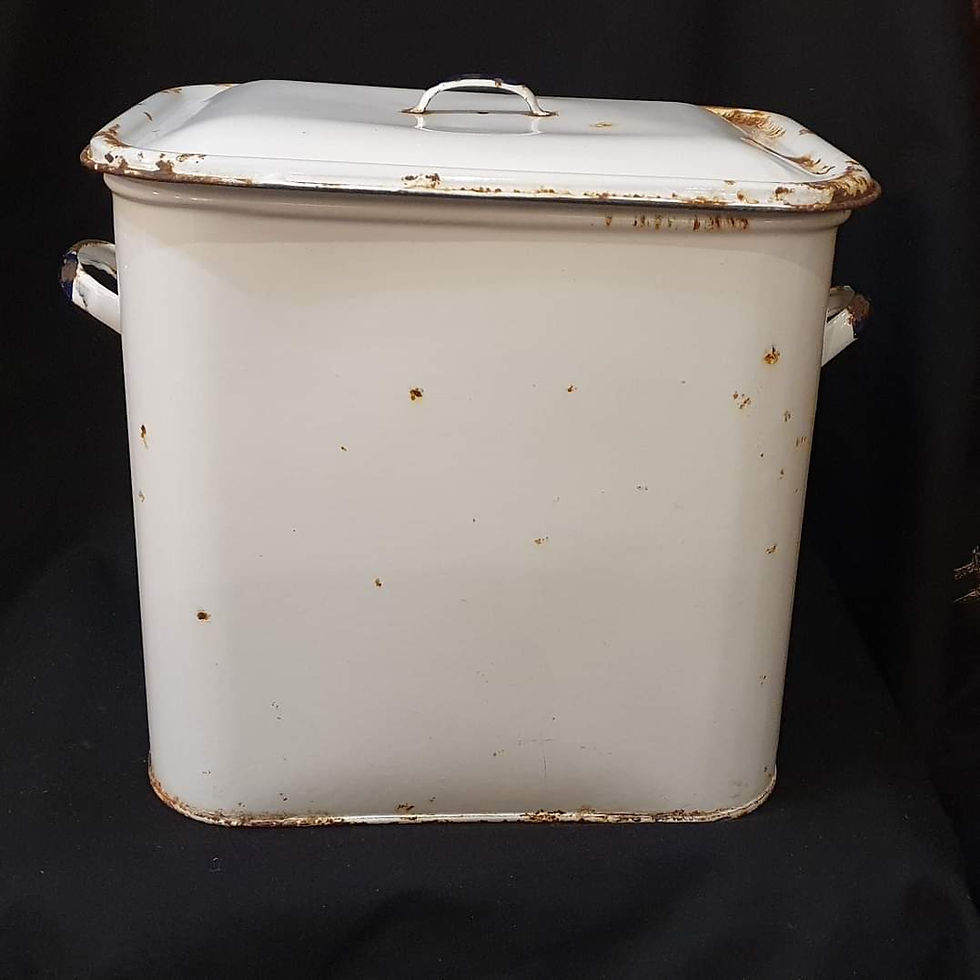 Thumbnail: Vintage Metal Bread Bin