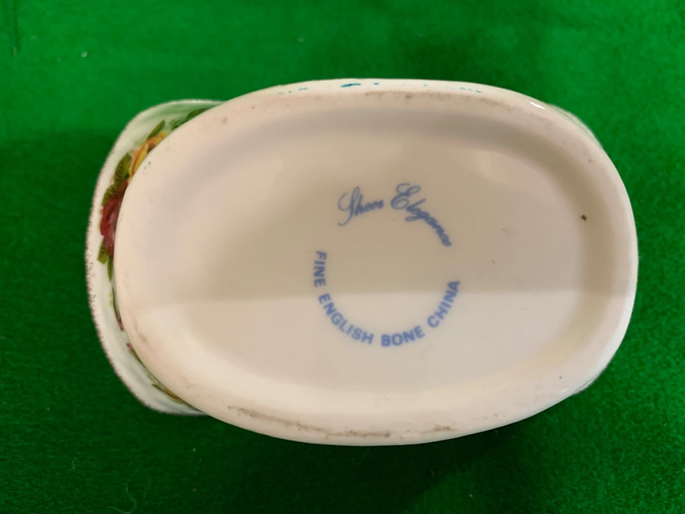 Thumbnail: Sheer Elegance ( old country rose design) small China basket