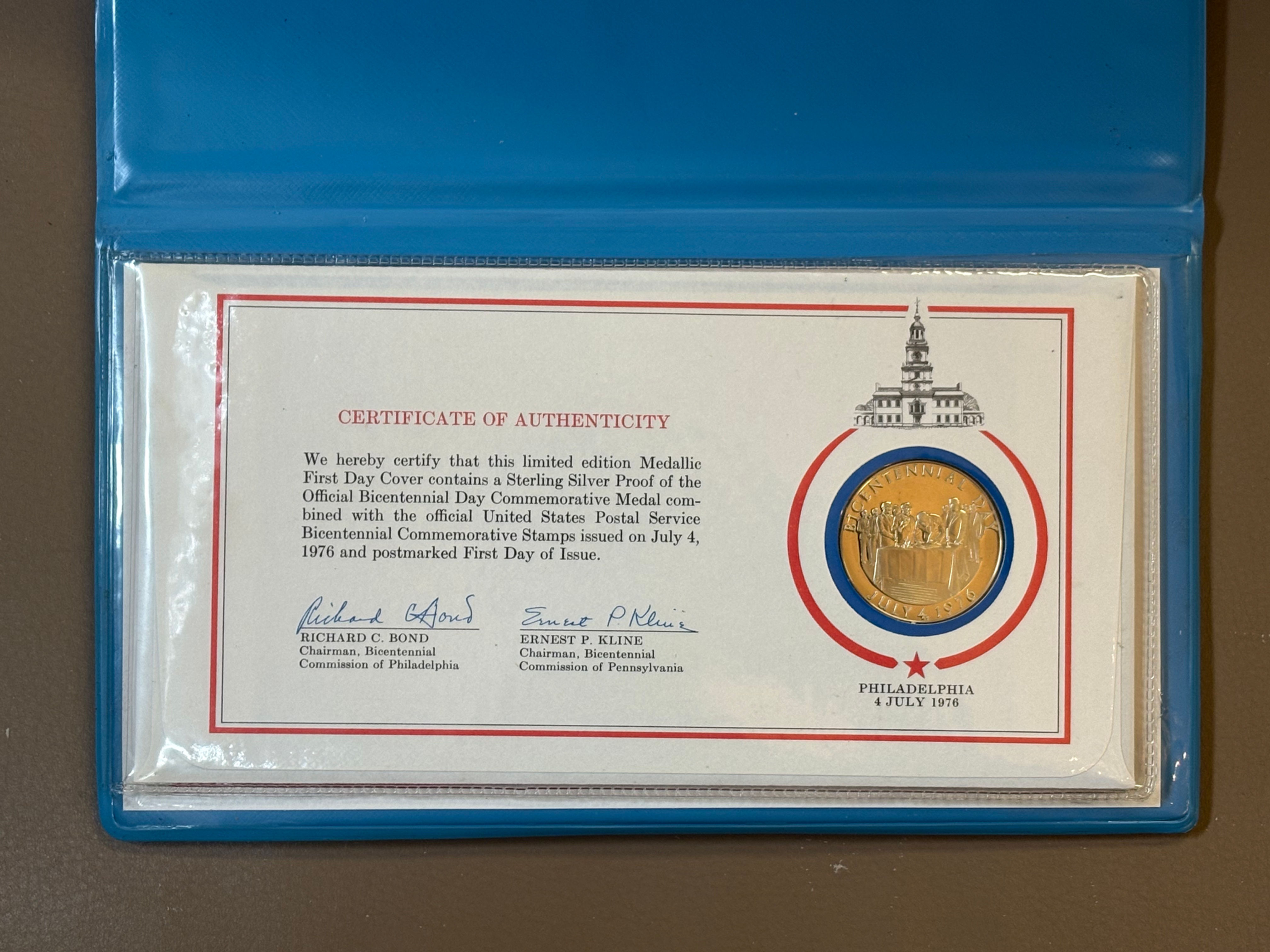 American Bicentennial Coin/Medal Stamp Set in Original Case