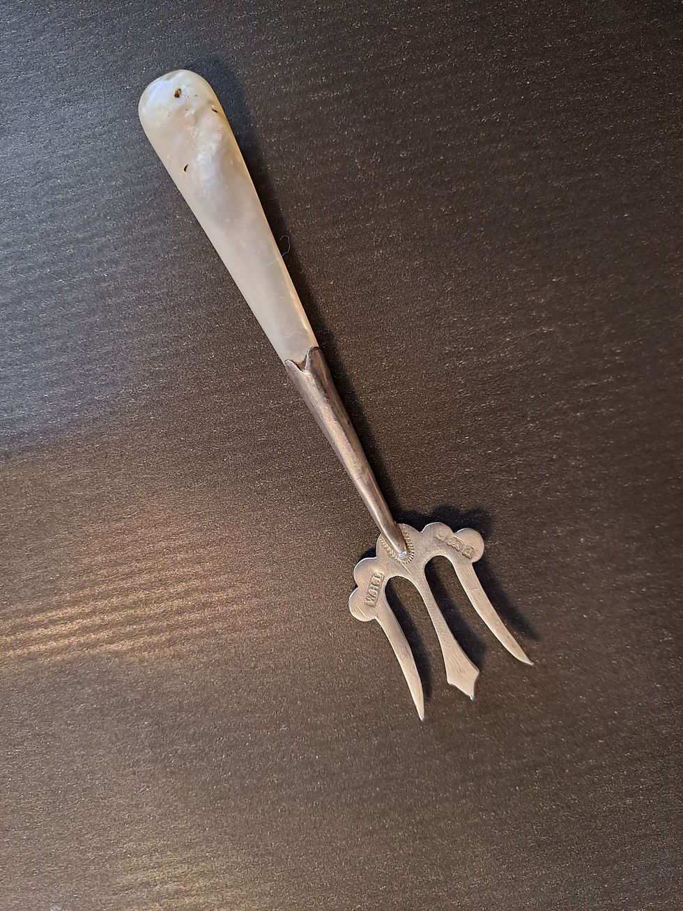 Thumbnail: Mother of Pearl Silver  Pickle Fork Birmingham Hallmark 1903