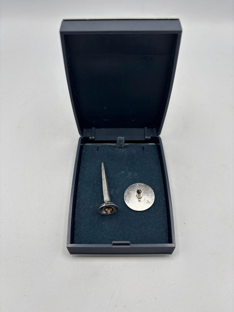Thumbnail: Sterling Silver Golf Tee & Marker  Golf Tee Hallmarked London 1996