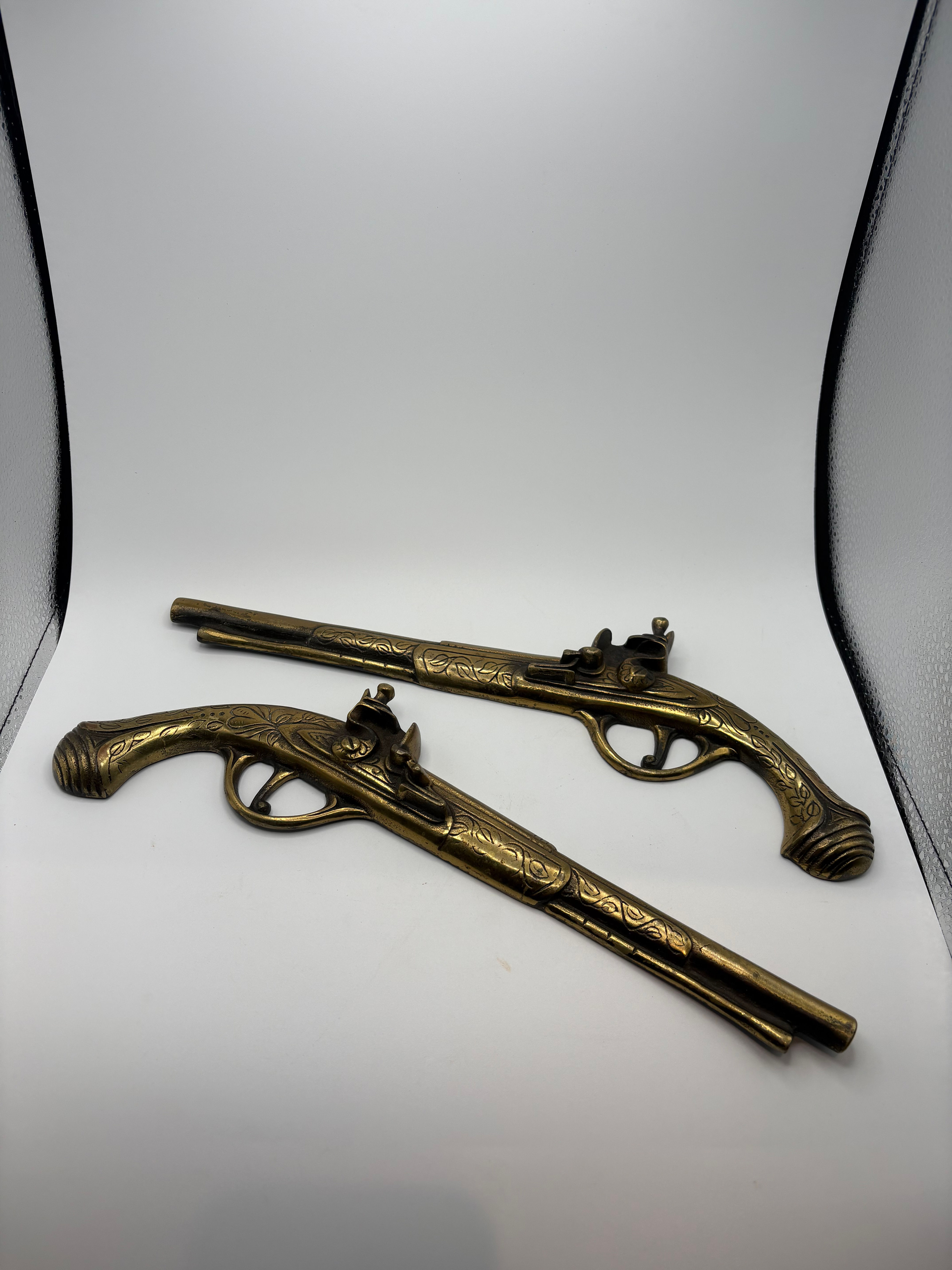 Pair of Vintage 1970s Wall Hanging Solid Brass Flintlock Pistols