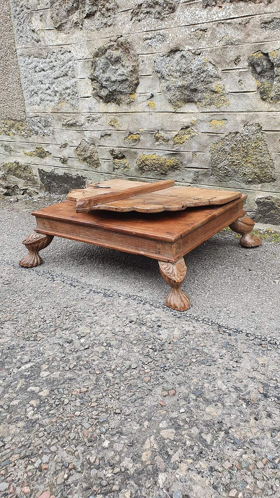 Thumbnail: Indian Folding Meditation Chair
