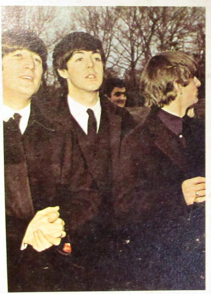 Thumbnail: Color Beatles Cards, Q&A On Rear Of Card
