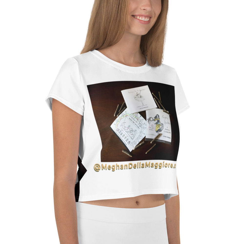 all-over print crop tee