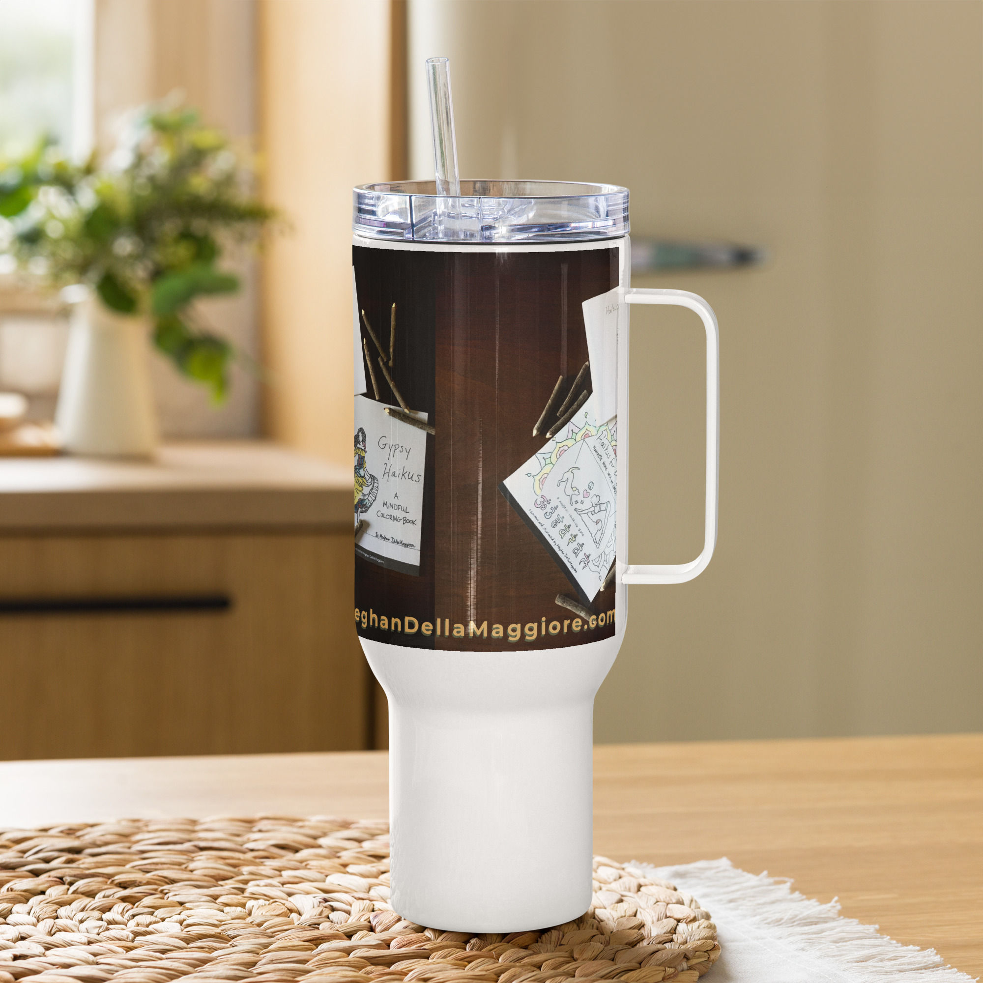 travel mug with a handle