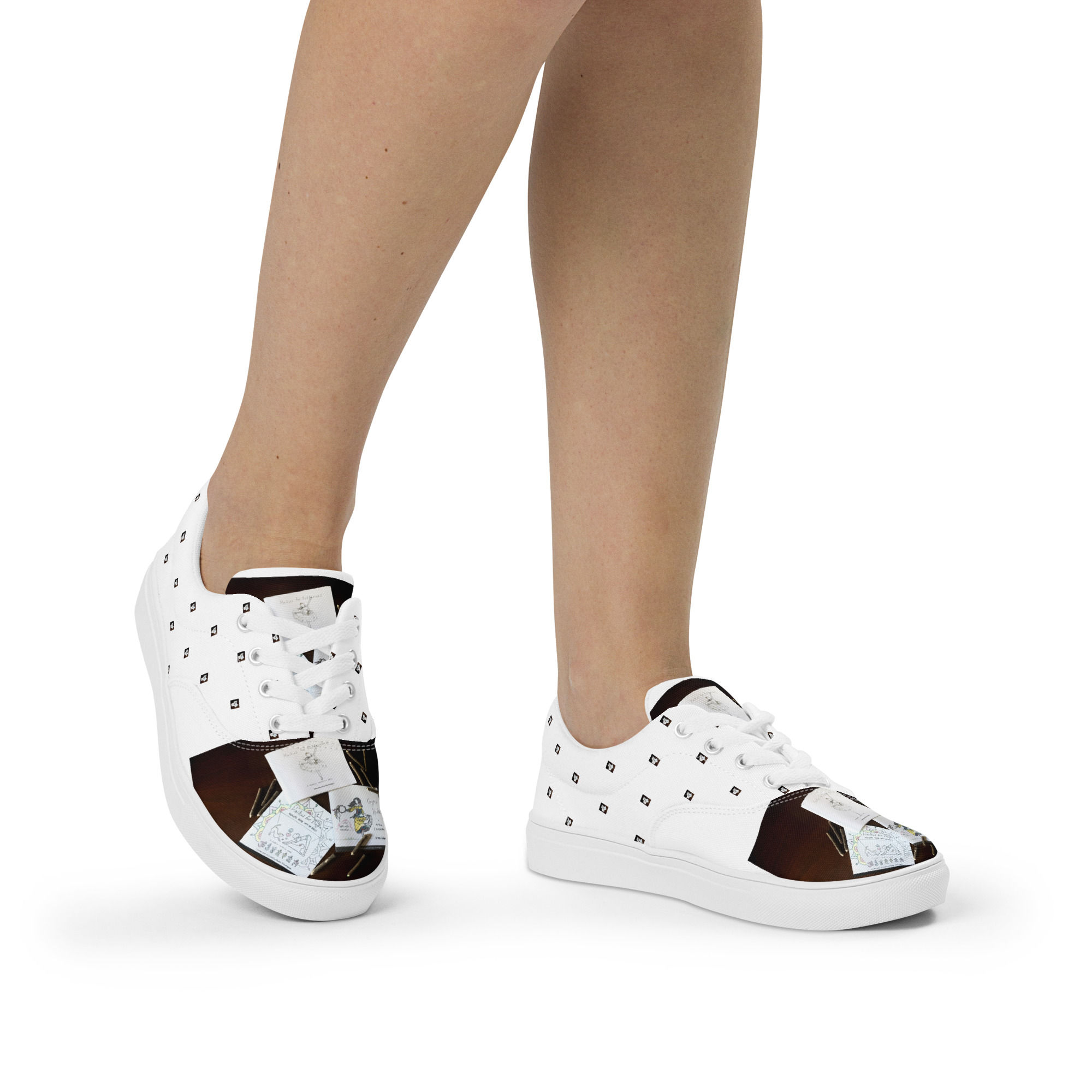 women’s lace-up canvas shoes