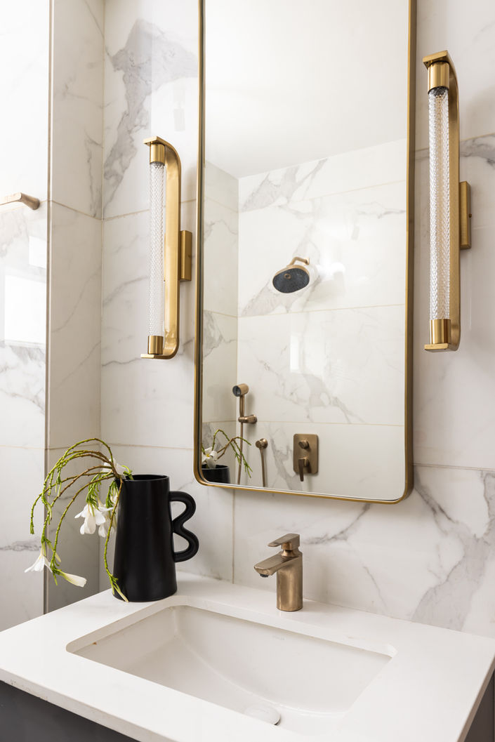Luxury bathroom lights mirror