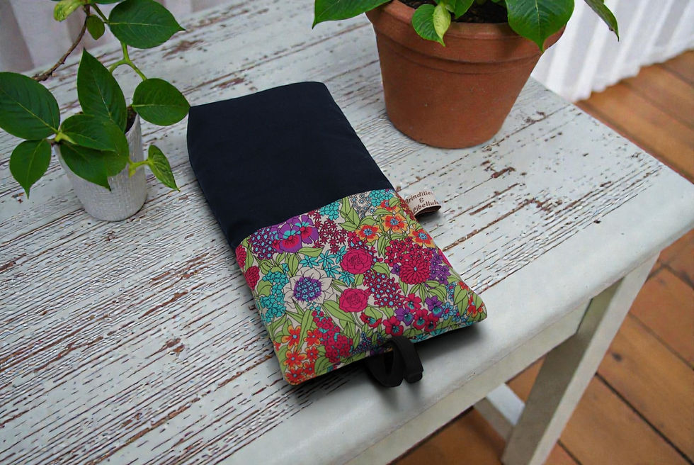 Miniature : Pochette téléphone rembourrée 21×11 cm  - Liberty - double poches