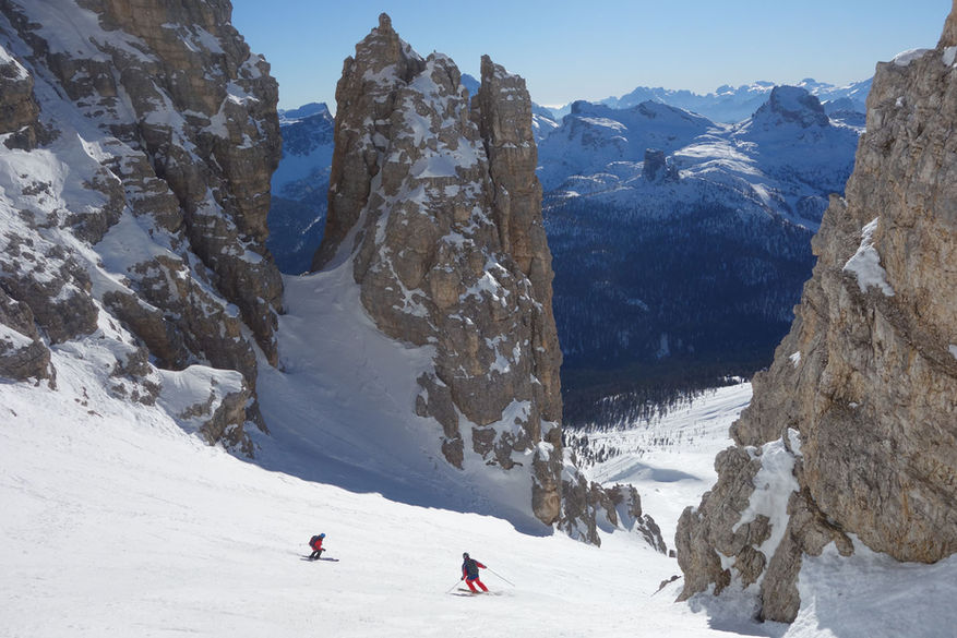 Off piste skiing Forcella Pordoi Sella Sellaronda Dolomites freeride