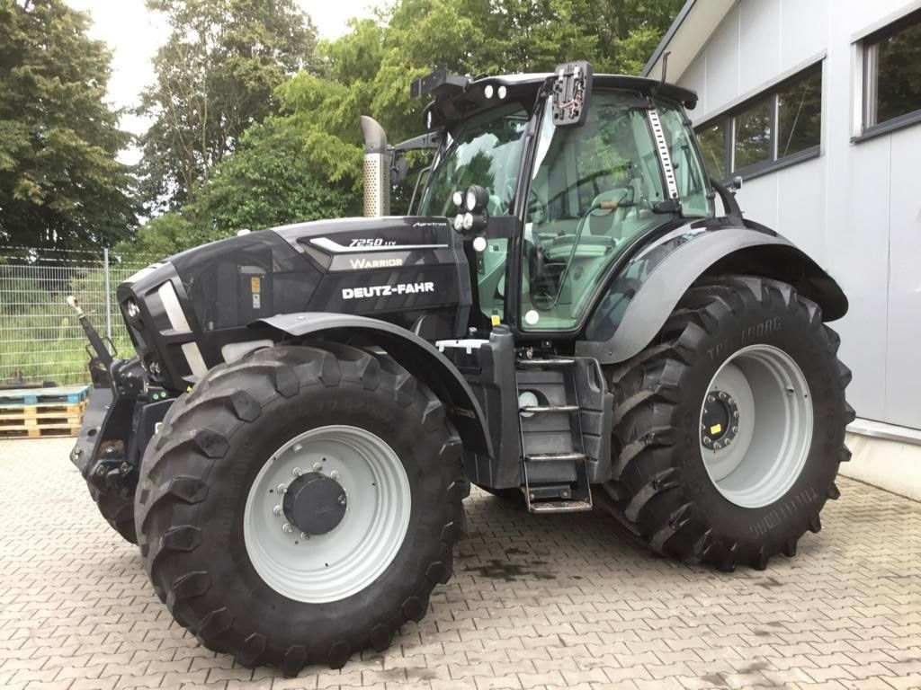 Deutz-Fahr Agrotron TTV 7250 Warrior