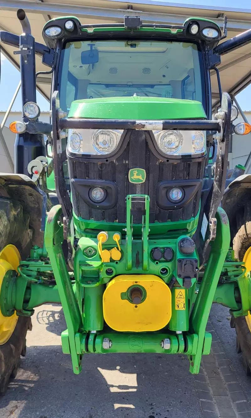 Miniatura: John Deere 6130R