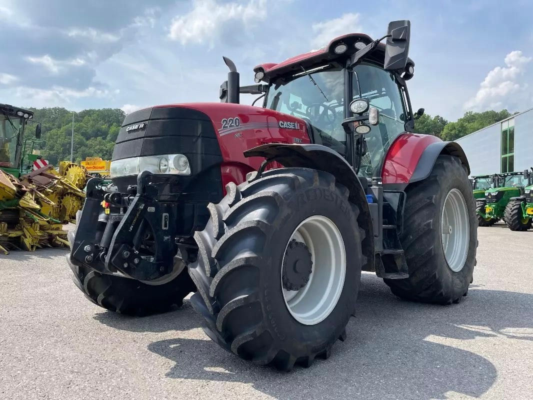 Case IH Puma 220 CVX
