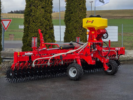 Rotační plečka s přísevem