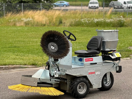 Joker stroj na kydání a vápnění